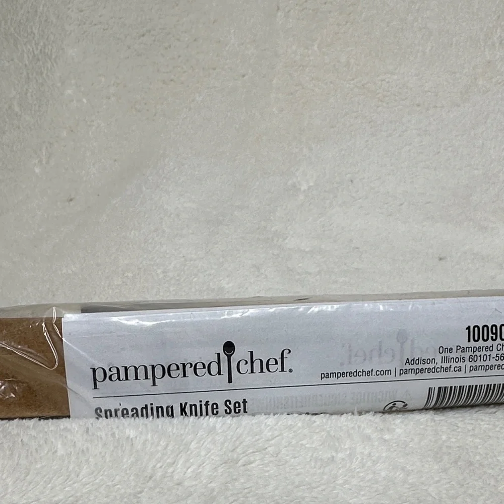 Pampered Chef Spreading Knife Set of 3 Spreading Knives 7.5
